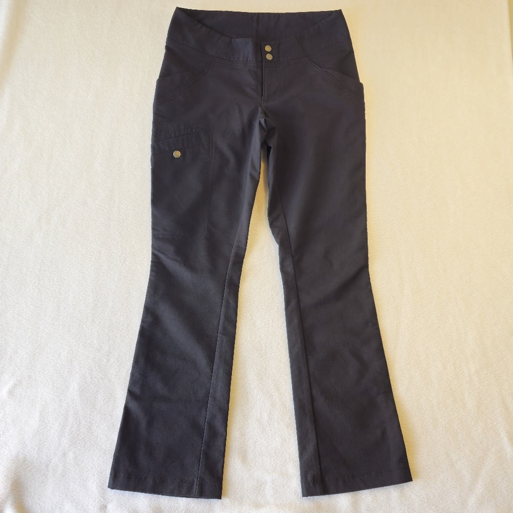 Columbia Women's Black Flared Pants Size 6